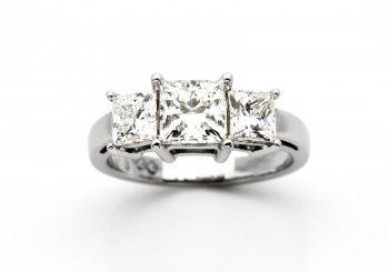 Princess Diamond ring
