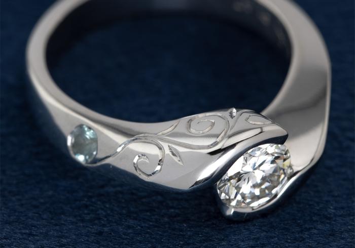 Engraved Diamond and Sapphire Ring