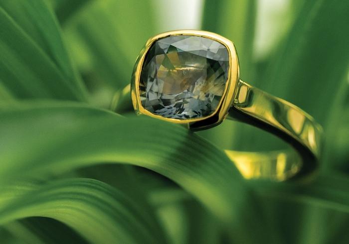 MT Sapphire Bezel Ring