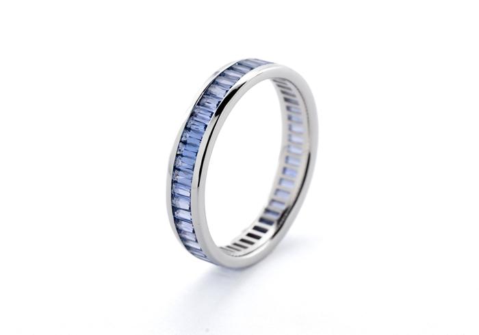 Yogo Sapphire Bageutte Eternity Band