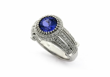18K Tanzanite Ring