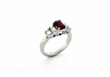 18K Ruby and Diamond Ring 18K Ruby and Diamond Ring