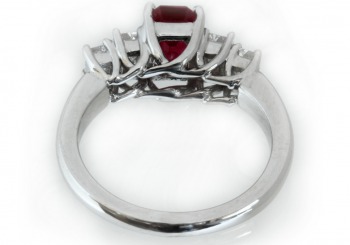 18K Ruby and Diamond Ring 18K Ruby and Diamond Ring