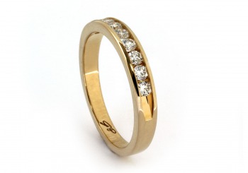 14K Diamond Band 14K Diamond Band
