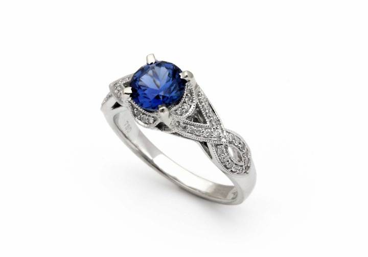 18K Yogo Sapphire and Diamond Ring