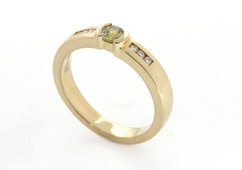 14K Montana Sapphire and Diamond Ring 14K Montana Sapphire and Diamond Ring