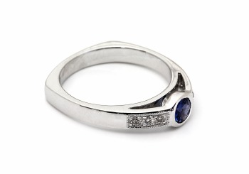 14K Montana Yogo Sapphire & Diamond Ring 14K Montana Yogo Sapphire & Diamond Ring