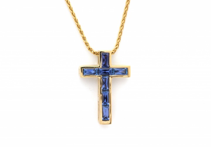 14K Yogo Sapphire Cross Pendant