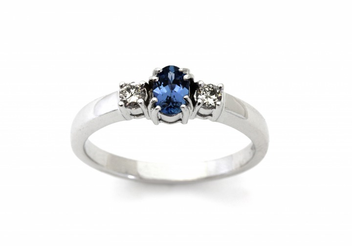 14K Yogo Sapphire & Diamond Ring