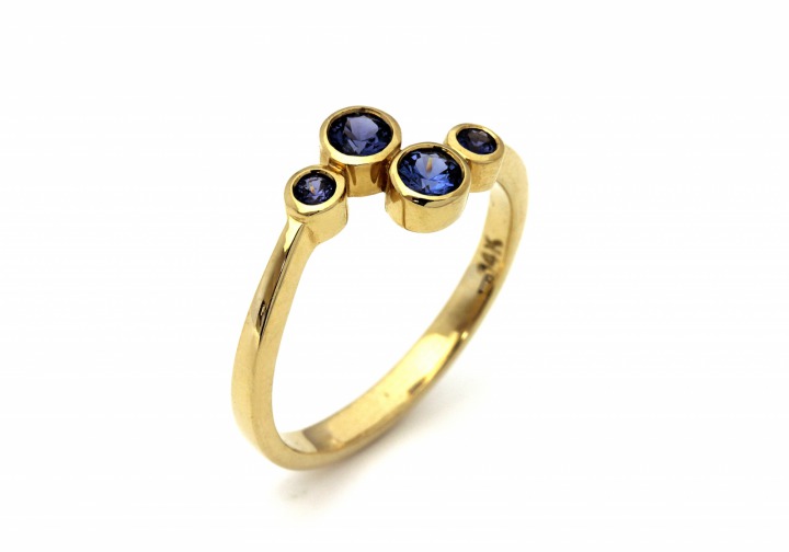 14K Yogo Sapphire Ring