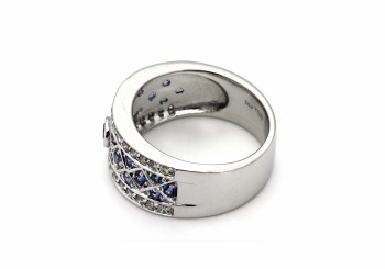 14K Yogo Sapphire and Diamond Ring 14K Yogo Sapphire and Diamond Ring