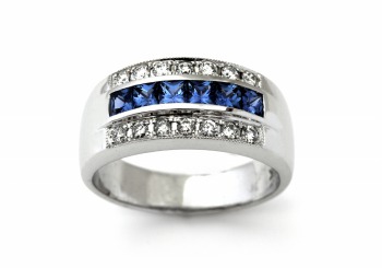 14K Yogo Sapphire & Diamond Ring