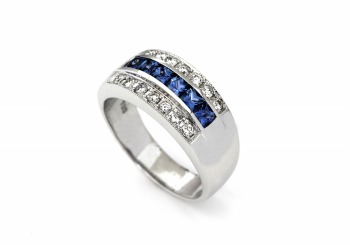 14K Yogo Sapphire & Diamond Ring 14K Yogo Sapphire & Diamond Ring