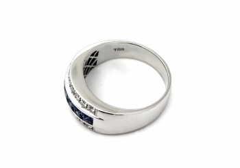 14K Yogo Sapphire & Diamond Ring 14K Yogo Sapphire & Diamond Ring