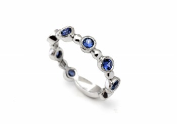 14K Yogo Sapphire Band 14K Yogo Sapphire Band