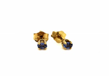 14K Yogo Sapphire Stud Earrings