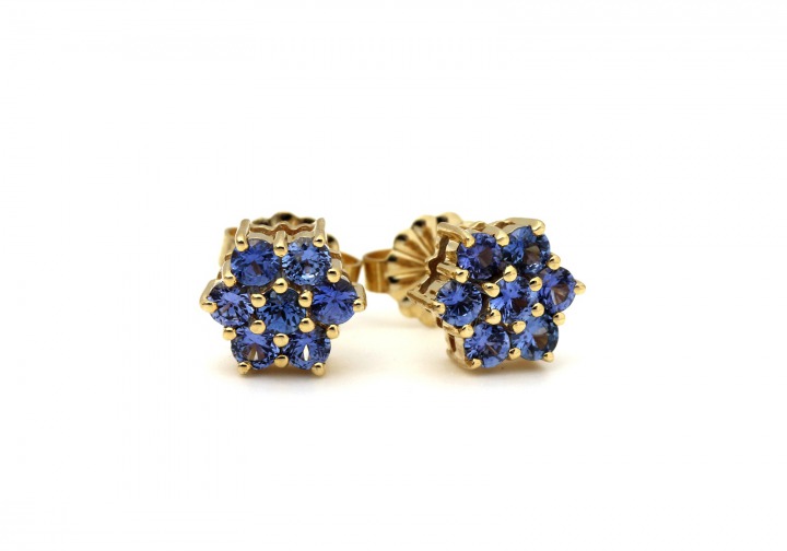 14K Yogo Sapphire Earrings
