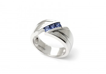14K Yogo Sapphire Ring 14K Yogo Sapphire Ring