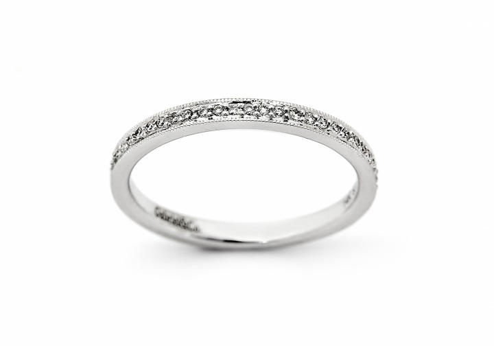 14K Diamond Band