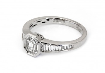 18K Diamond Ring 18K Diamond Ring