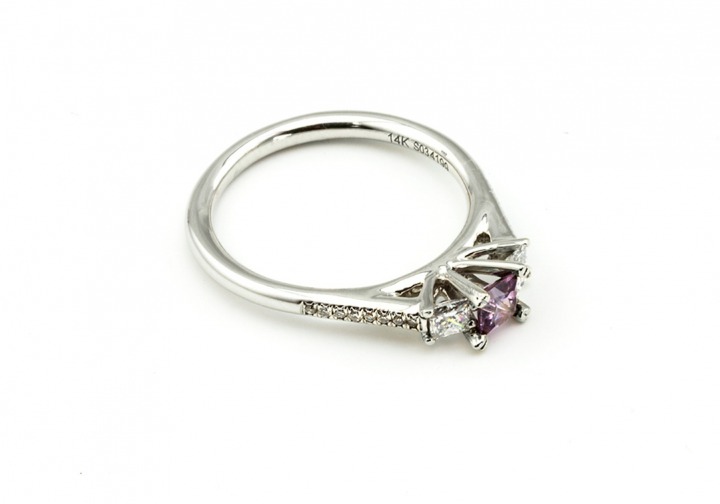 14K Montana Sapphire and Diamond Ring