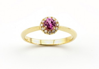 14 K Yellow Gold Pink Sapphire & Diamond Ring 14 K Yellow Gold Pink Sapphire & Diamond Ring