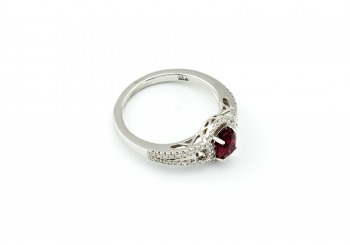 18K Ruby and Diamond Ring 18K Ruby and Diamond Ring