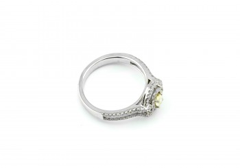 18K Diamond Engagement Ring 18K Diamond Engagement Ring