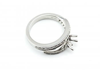14K White Gold Semi-Mount 14K White Gold Semi-Mount