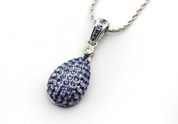 Yogo Sapphire & Diamond Pendant