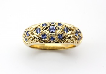 14K Yellow Gold Yogo Sapphire Ring