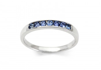 14K Yogo Sapphire Band 14K Yogo Sapphire Band