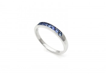 14K Yogo Sapphire Band 14K Yogo Sapphire Band