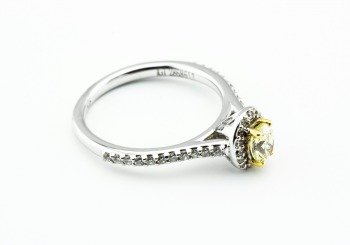 18K Yellow Diamond Ring 18K Yellow Diamond Ring
