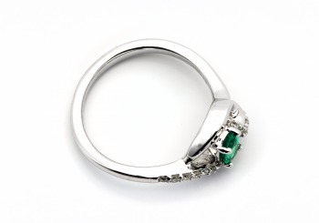 14K Emerald and Diamond Ring 14K Emerald and Diamond Ring