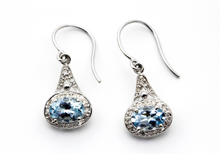 14K Aquamarine & Diamond Earrings 