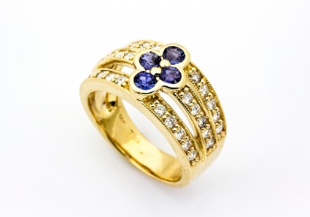 14K Yogo Sapphire and Diamond Ring 14K Yogo Sapphire and Diamond Ring