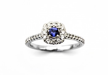 14K Yogo Sapphire & Diamond Ring