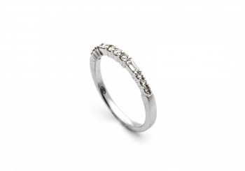 14K Diamond Band 14K Diamond Band