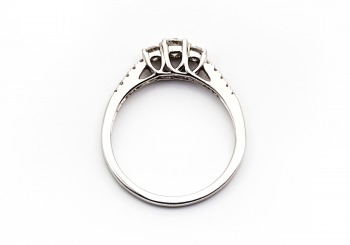 14K Diamond Ring 14K Diamond Ring