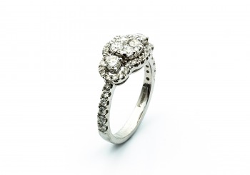 18K Diamond Ring 18K Diamond Ring