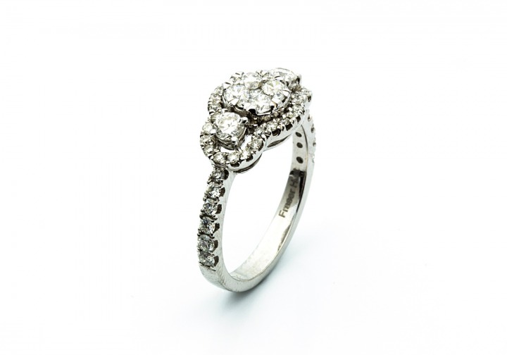 18K Diamond Ring