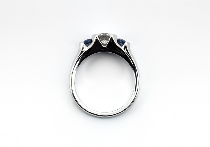 14K Yogo Sapphire & Diamond Ring  14K Diamond Ring & Yogo Sapphires