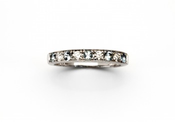 14K Aquamarine & Diamond Ring