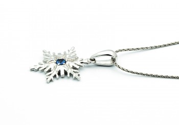 14K Yogo Sapphire Pendant