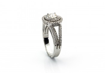 18K Diamond Ring 18K Diamond Ring