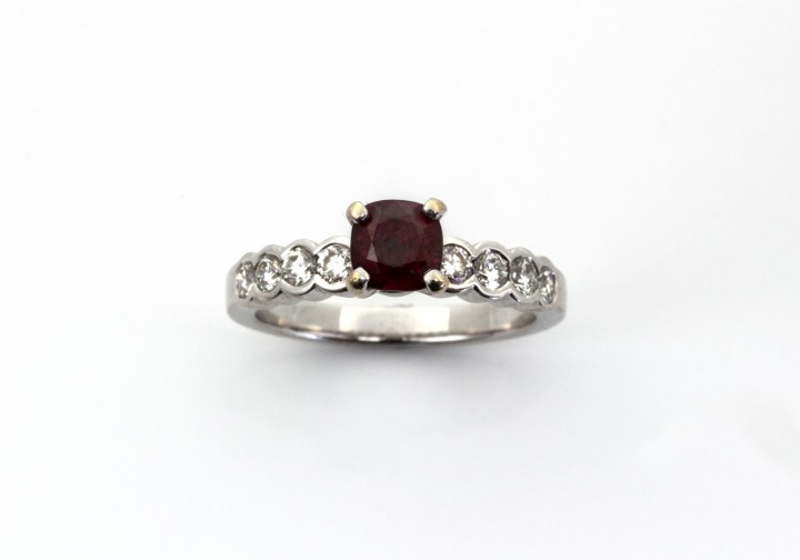 18K Ruby & Diamond Ring