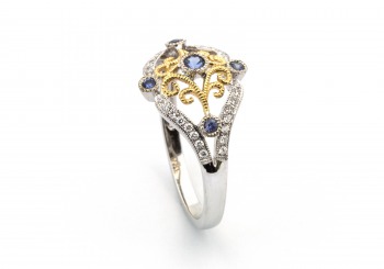 14K Yogo Sapphire and Diamond Ring 14K Yogo Sapphire and Diamond Ring