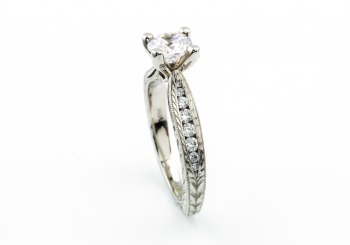 14K Diamond Semi-Mount 14K Diamond Semi-Mount