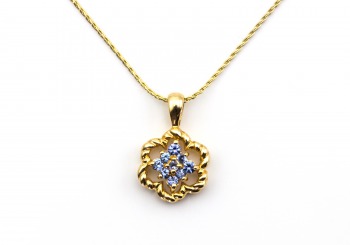 14K Yogo Sapphire Pendant
